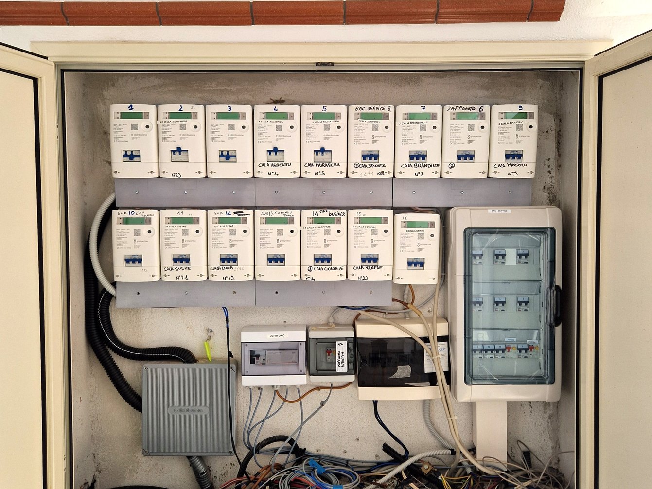 Main Power Switch